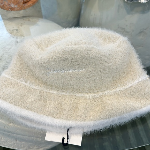 Jacquemeus le bob hat - Picture 1 of 2